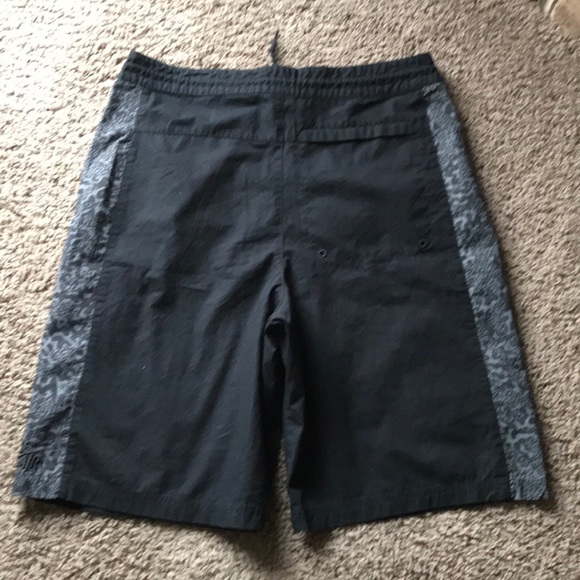 Men’s Nike woven basketball leisure shorts L NWT - Picture 5 of 6